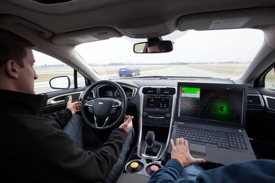  Ford Fusion Hybrid Automated Research Vehicle 2014 года  (фото 7 из 7)
